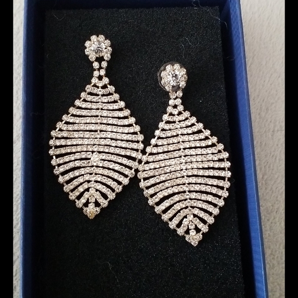 Women earrings 7  airs assorted, - Picture 4 of 7